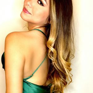 Meet your Posher, Marissa